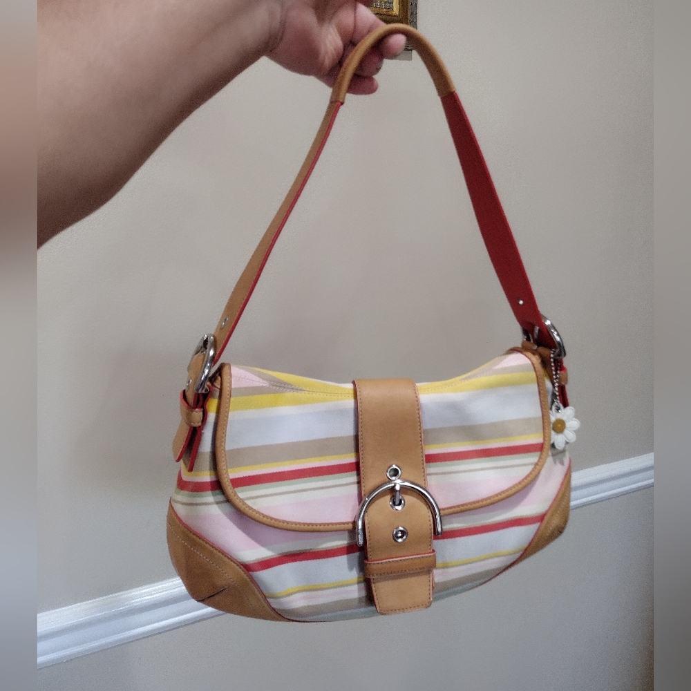 Coach Soho Daisy Shoulder Bag - Picture 7 of 17